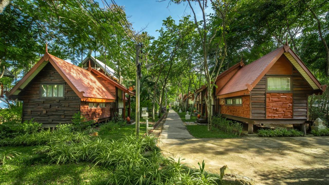 Baan Thong Ching Resort Khanom Eksteriør billede