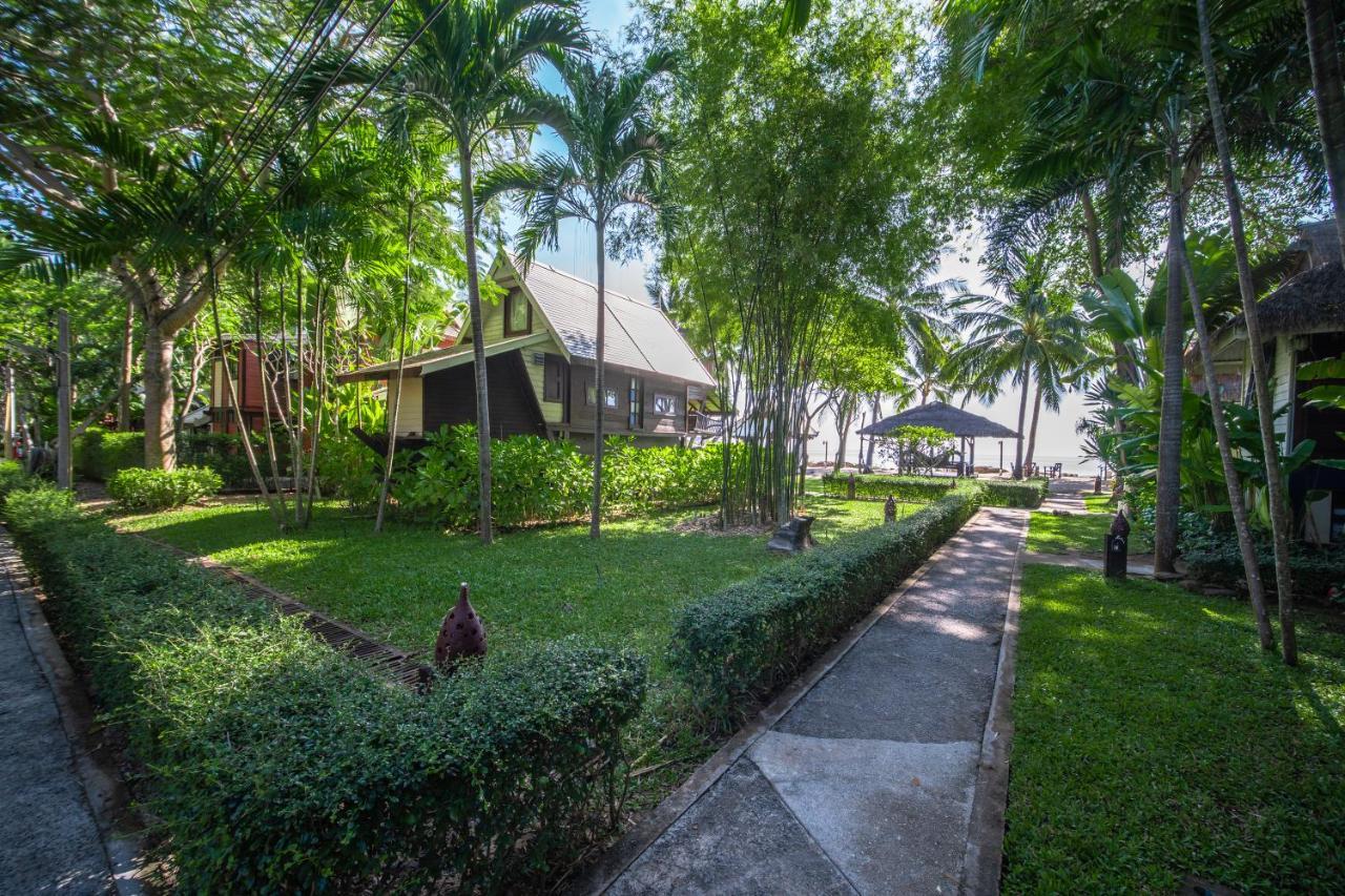 Baan Thong Ching Resort Khanom Eksteriør billede