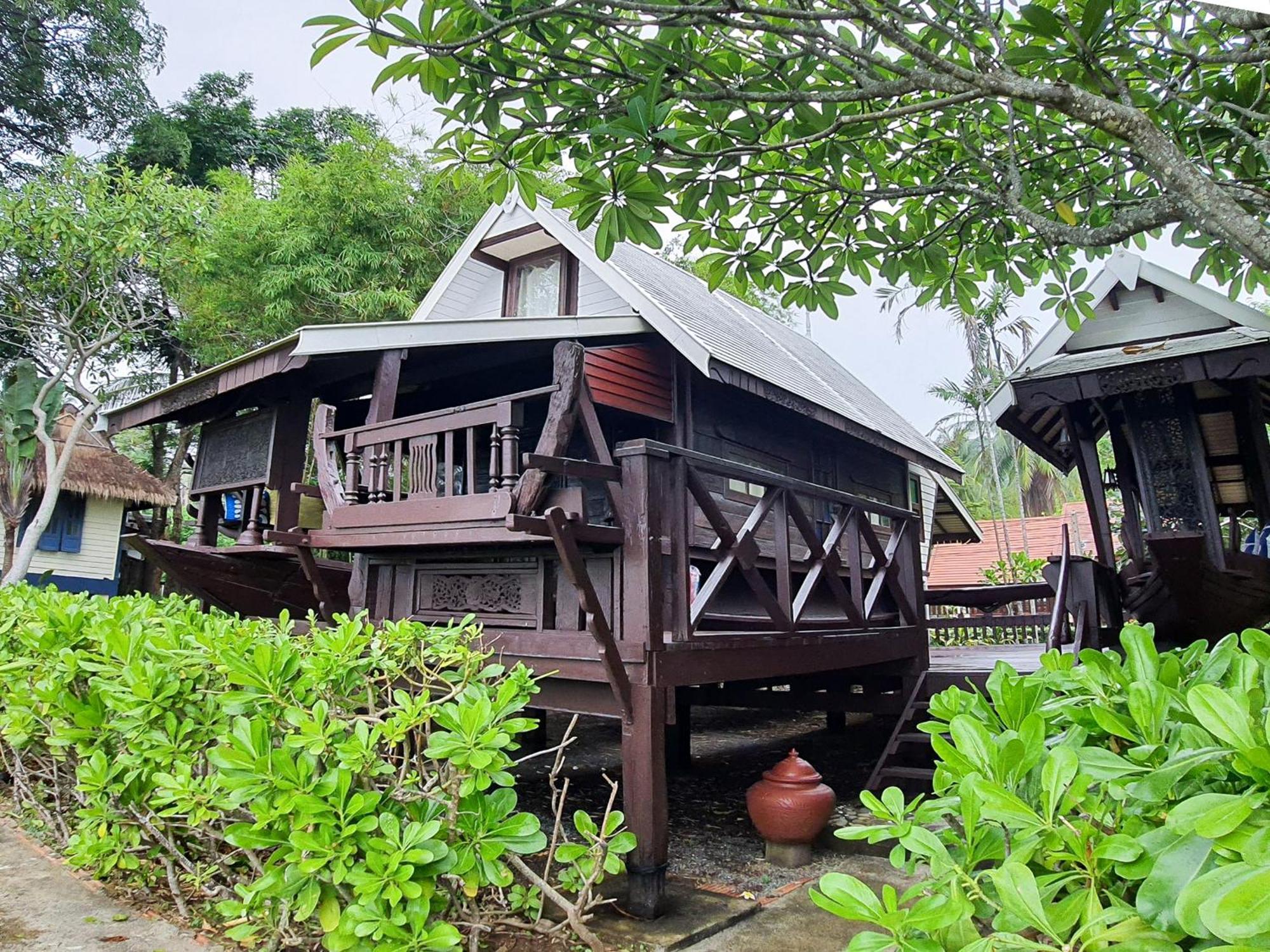 Baan Thong Ching Resort Khanom Eksteriør billede