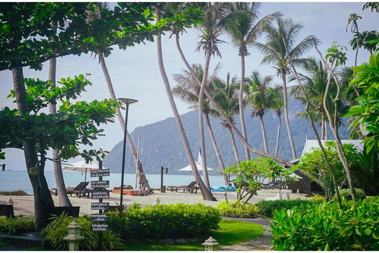Baan Thong Ching Resort Khanom Eksteriør billede