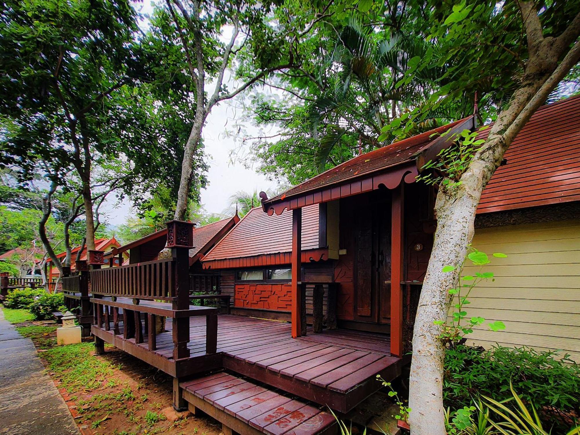 Baan Thong Ching Resort Khanom Eksteriør billede